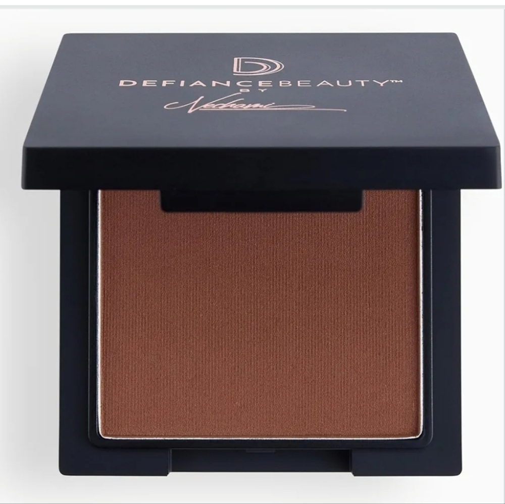 DEFIANCE BEAUTY Satin Sovereign Bronzerin Color:Immortal Envy NEW IN BOX - Picture 3 of 5